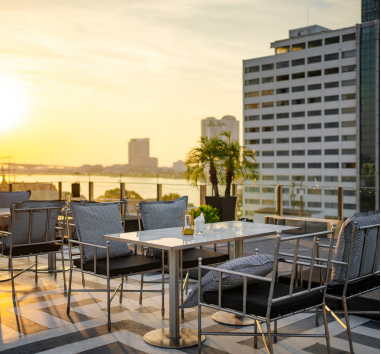 Tips for the Best Rooftop Bar Bangkok Riverside Experience